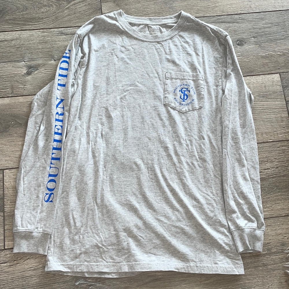 Long sleeve shirt